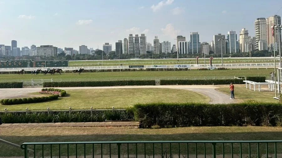 Jockey nega que desapropriao foi debatida em reunio com polticos