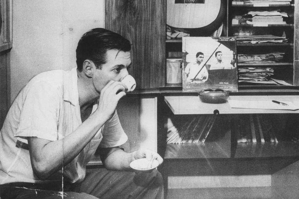 Tom Jobim disse que Villa-Lobos era ignorado no Brasil