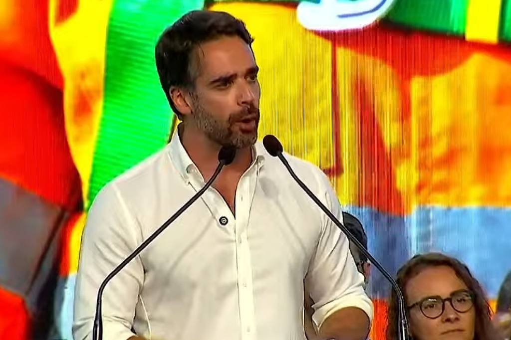 Leite d� a Lula aula de equil�brio pol�tico