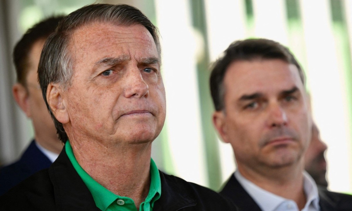 A cartada de Bolsonaro, a perplexidade do Centr�o e o favoritismo de Lula, por Luiz Carlos Azedo