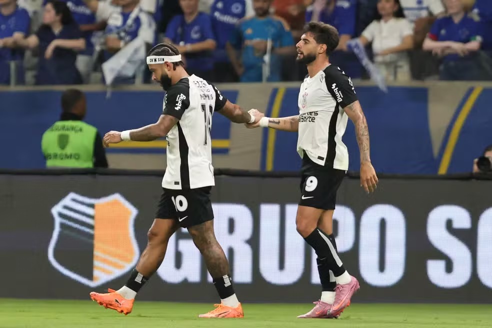 An�lise: Corinthians muda postura, espanta favoritismo do Cruzeiro e larga na frente na Copa do Brasil