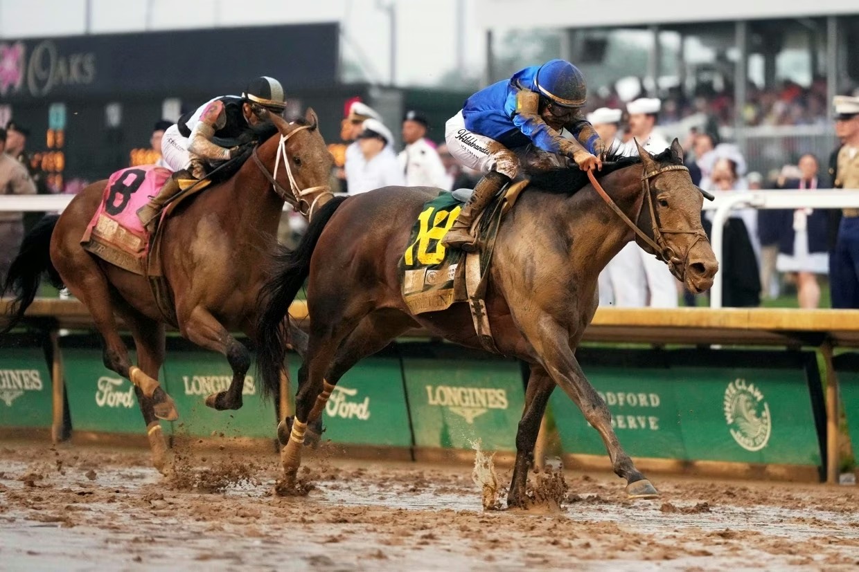 Sovereignty derrota franco-favorito Journalism e conquista o 151 Kentucky Derby