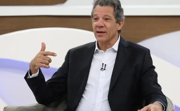 Dire��o do PT corta recursos da campanha de Haddad ao governo de SP
