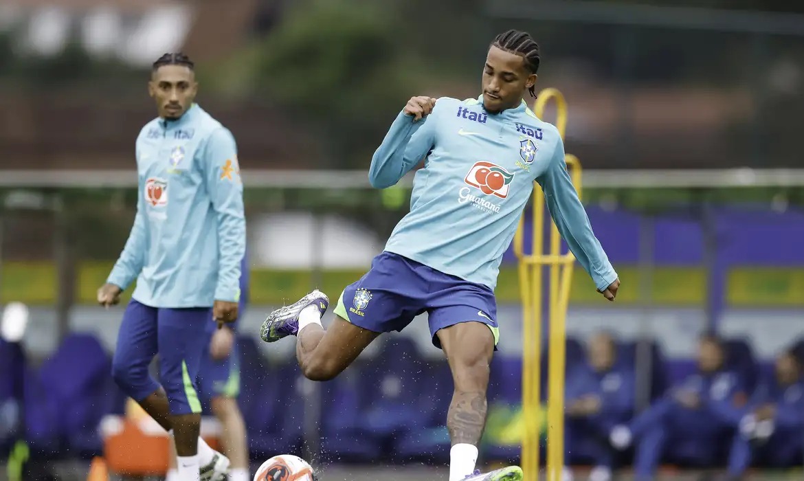 Brasil enfrenta Bolvia em seu ltimo compromisso pelas Eliminatrias