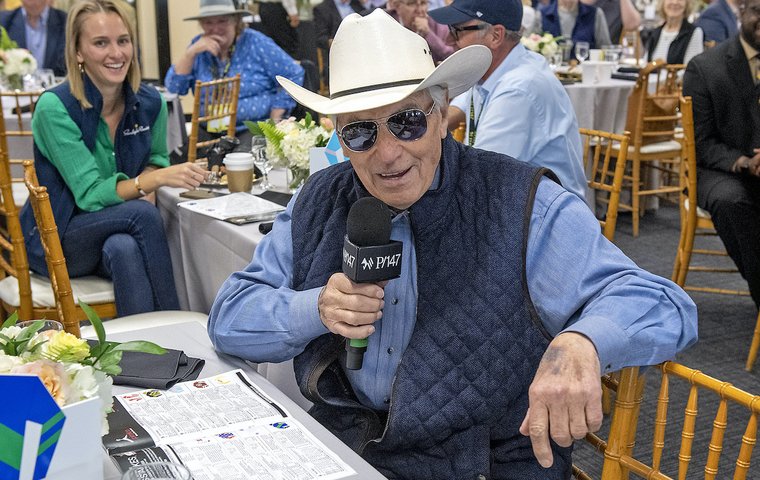 D. Wayne Lukas, o treinador mais premiado do turfe mundial, aposenta-se nos EUA