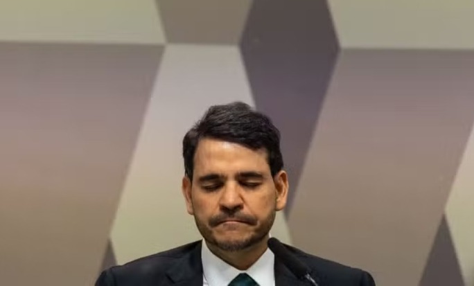 Derrota atinge governabilidade e candidatura de Lula