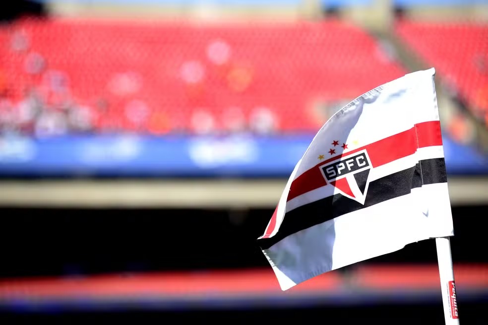 Morumbis virou uma 'gigantesca m�quina de ca�a-n�queis', diz promotor sobre opera��o contra venda ilegal de camarotes