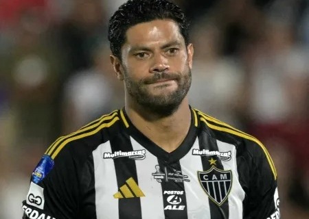 Hulk erra p�nalti, Lan�s bate Atl�tico-MG e conquista a Sul-Americana