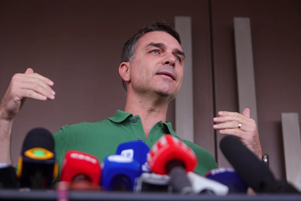 De olho em SP, partido de Alckmin torce por candidatura de Fl�vio