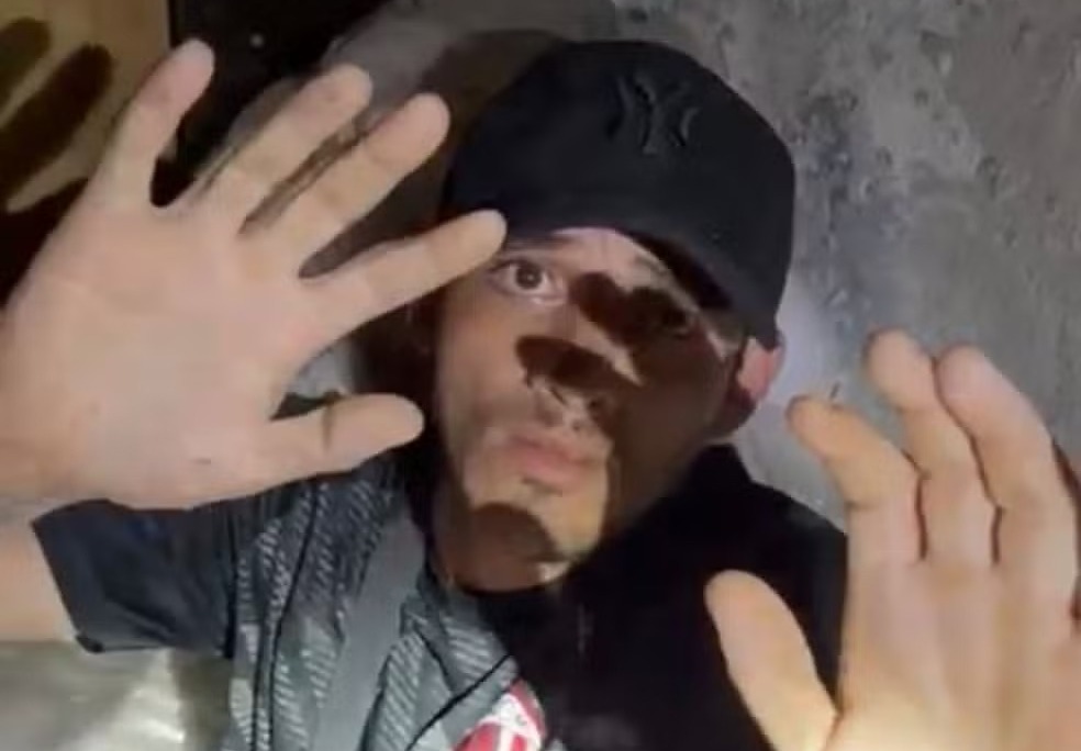 Pol�cia prende um dos suspeitos de roubar obras de arte da Biblioteca M�rio de Andrade em SP